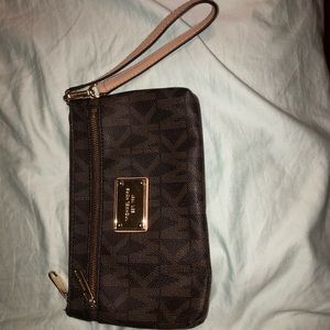 Michael Kors Wristlet